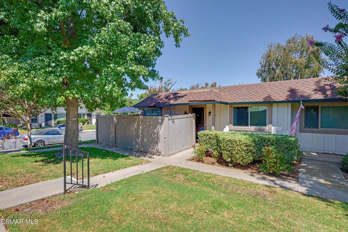 1694 Tiburon Court, Thousand Oaks, CA 91362 — photo 1 of 22