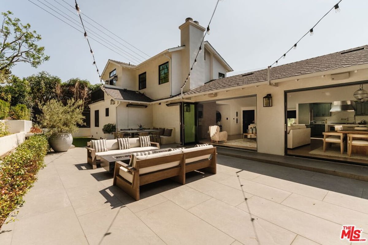 252 N Kenter Avenue, Los Angeles, CA 90049 — photo 1 of 26