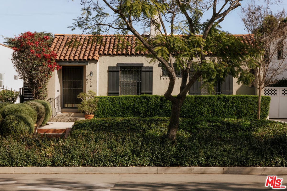 516 N Bronson Avenue, Los Angeles, CA 90004 — photo 1 of 23