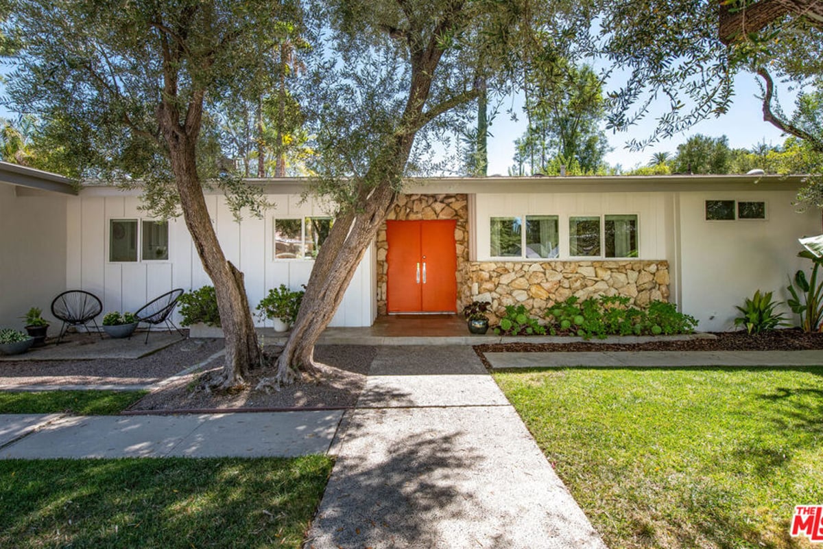 4509 Caminito Place, Los Angeles, CA 91356 — photo 1 of 51