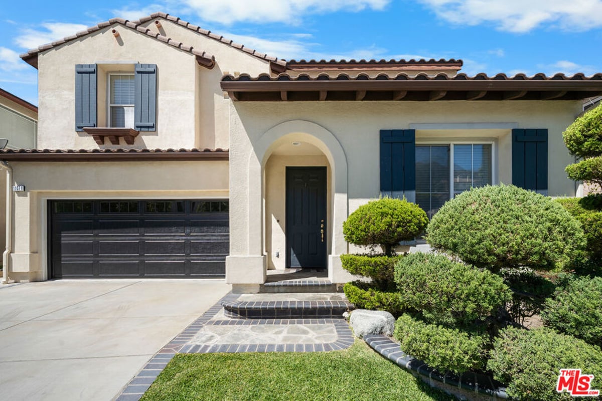 11071 Tamberly Lane, Los Angeles, CA 91042 — photo 1 of 59