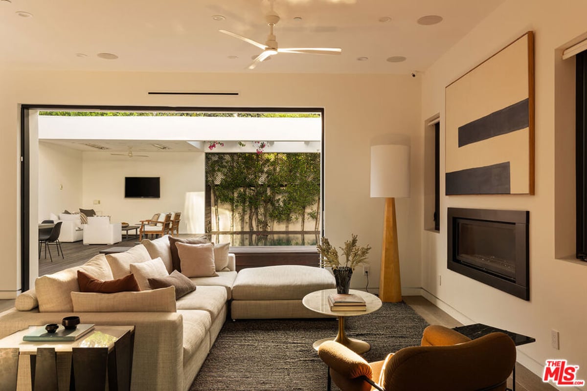 1609 N Stanley Avenue, Los Angeles, CA 90046 — photo 1 of 41