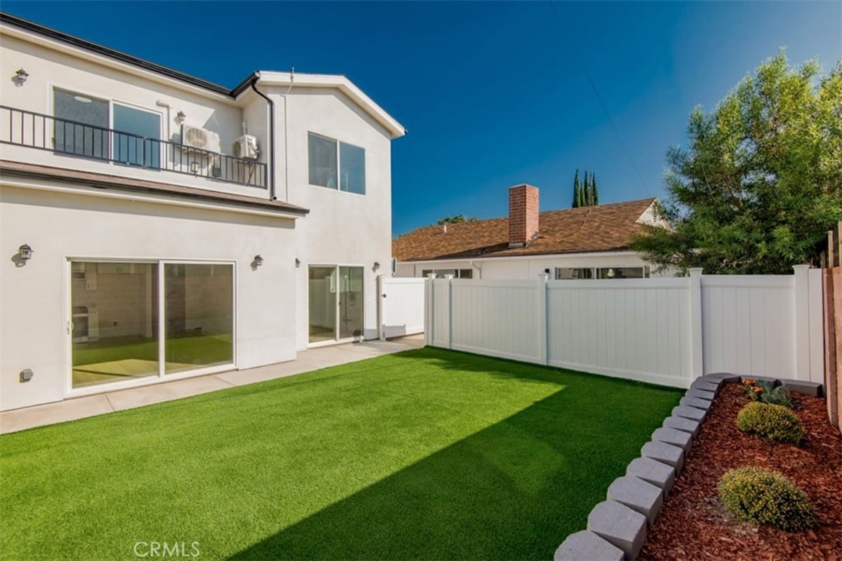 16433 Gledhill Street, North Hills, CA 91343 — photo 1 of 59