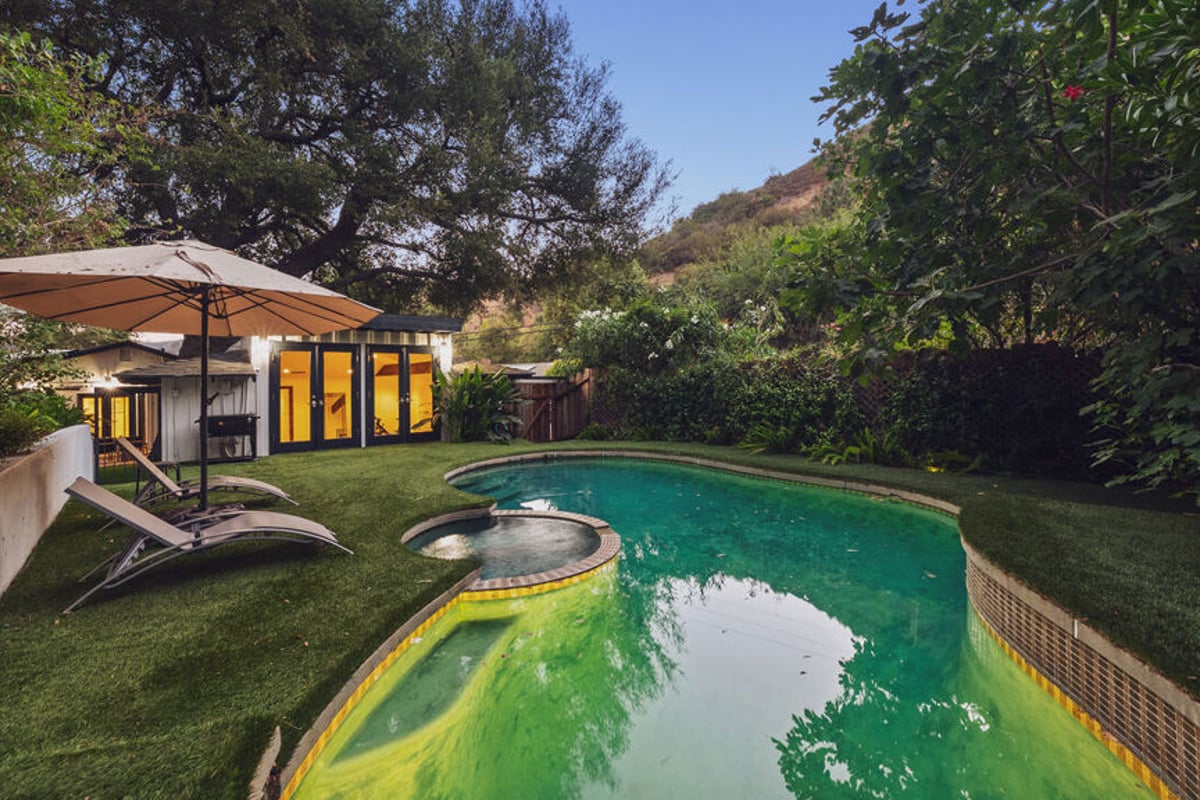 3440 Mandeville Canyon Road, Los Angeles, CA 90049 — photo 1 of 24