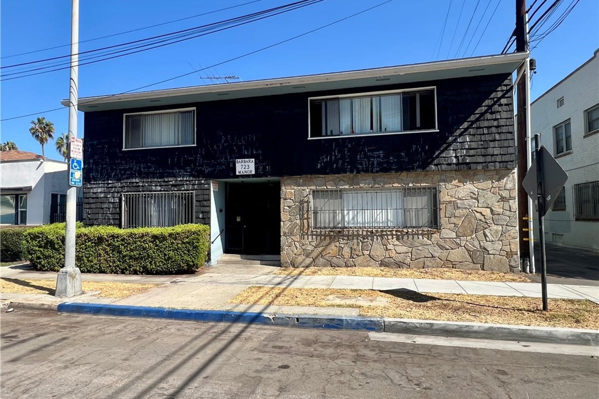 723 E 6th, Long Beach, CA 90802 — photo 1 of 8