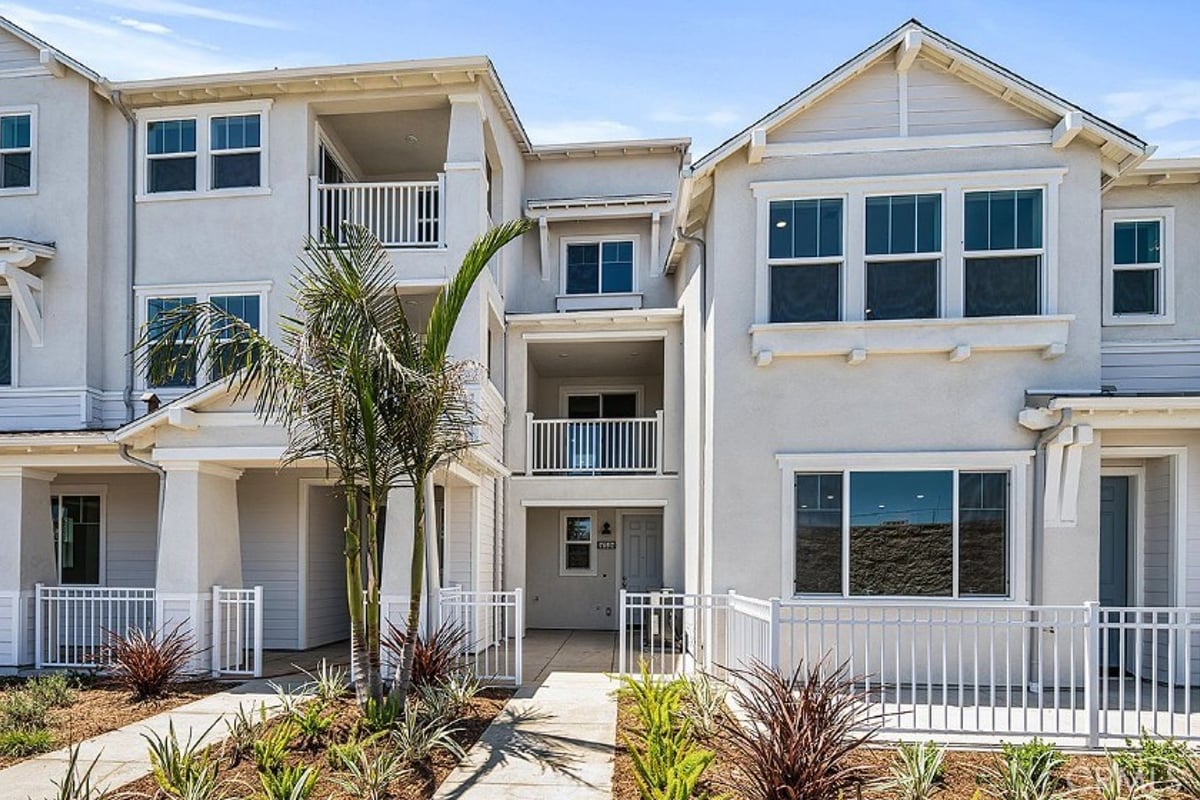 2472 Haley Point Drive 104, Ventura, CA 93003 — photo 1 of 13