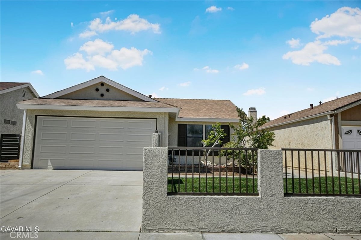 2810 Juniper Drive, Palmdale, CA 93550 — photo 1 of 46