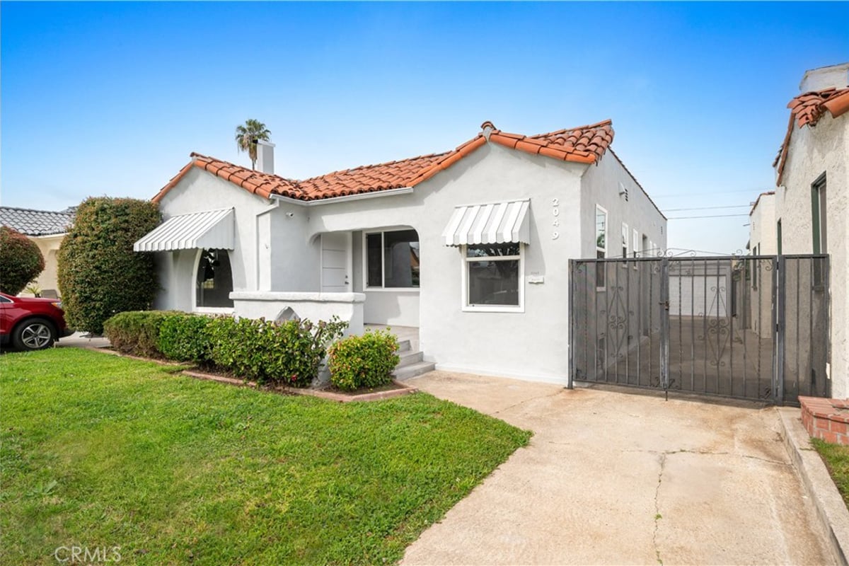 2049 W 71St Street, Los Angeles, CA 90047 — photo 1 of 39
