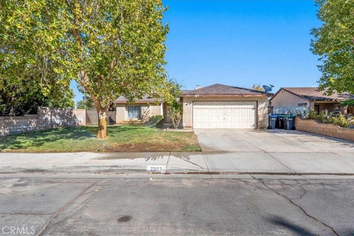 2507 E Avenue J14, Lancaster, CA 93535 — photo 1 of 16