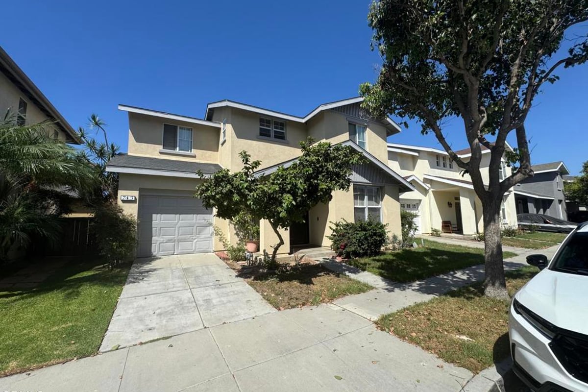 743 Paseo Ortega, Oxnard, CA 93030 — photo 1 of 2
