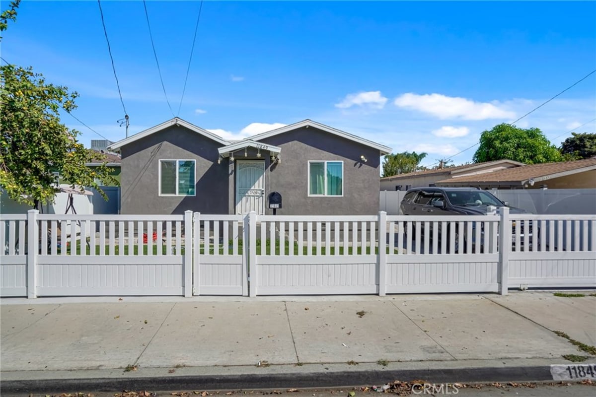 11849 Barnwall, Norwalk, CA 90650 — photo 1 of 41
