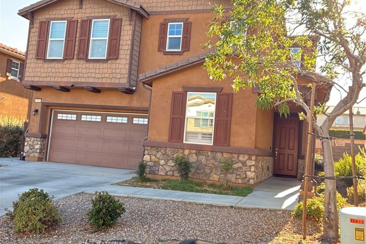 37412 Butternut Lane, Palmdale, CA 93551 — photo 1 of 43