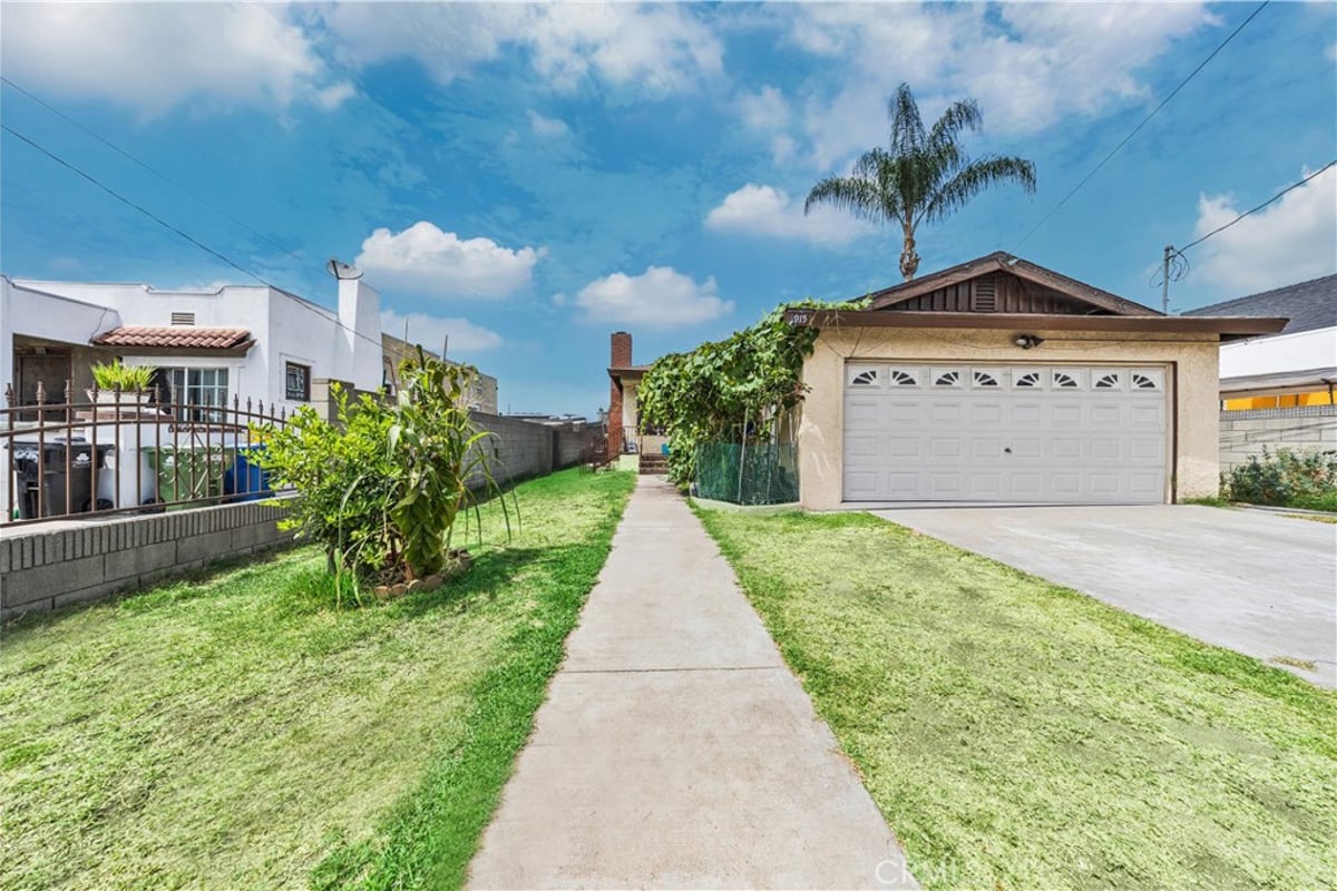 915 E 41st, Los Angeles, CA 90011 — photo 1 of 49