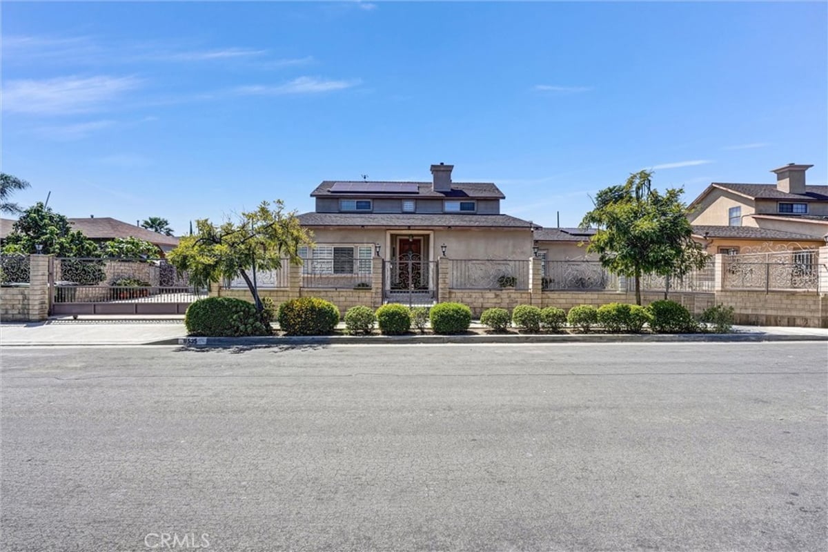 8535 Norris, Sun Valley, CA 91352 — photo 1 of 43