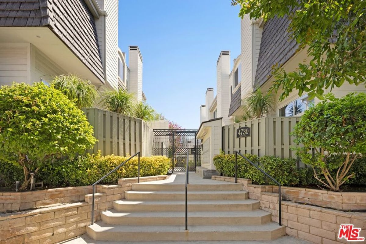 4730 Ben Avenue 13, Valley Village, CA 91607 — photo 1 of 34