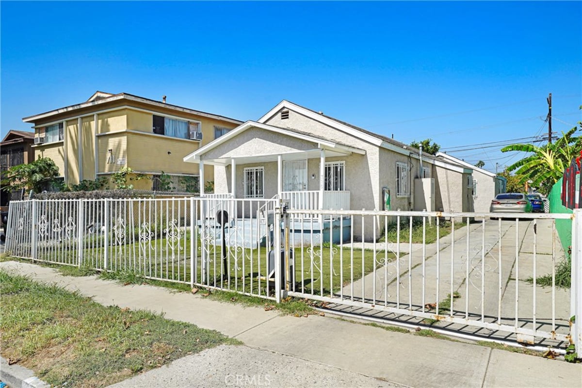 715 E 87th Place, Los Angeles, CA 90002 — photo 1 of 14