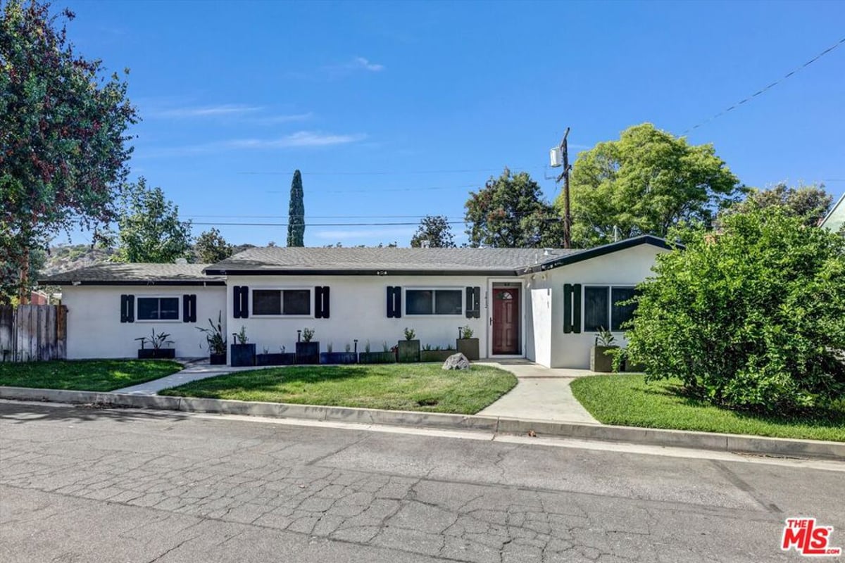 1412 Lake Street, Glendale, CA 91201 — photo 1 of 27