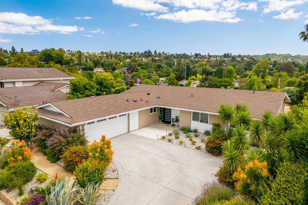 4627 Willens Avenue, Woodland Hills, CA 91364 — photo 1 of 66