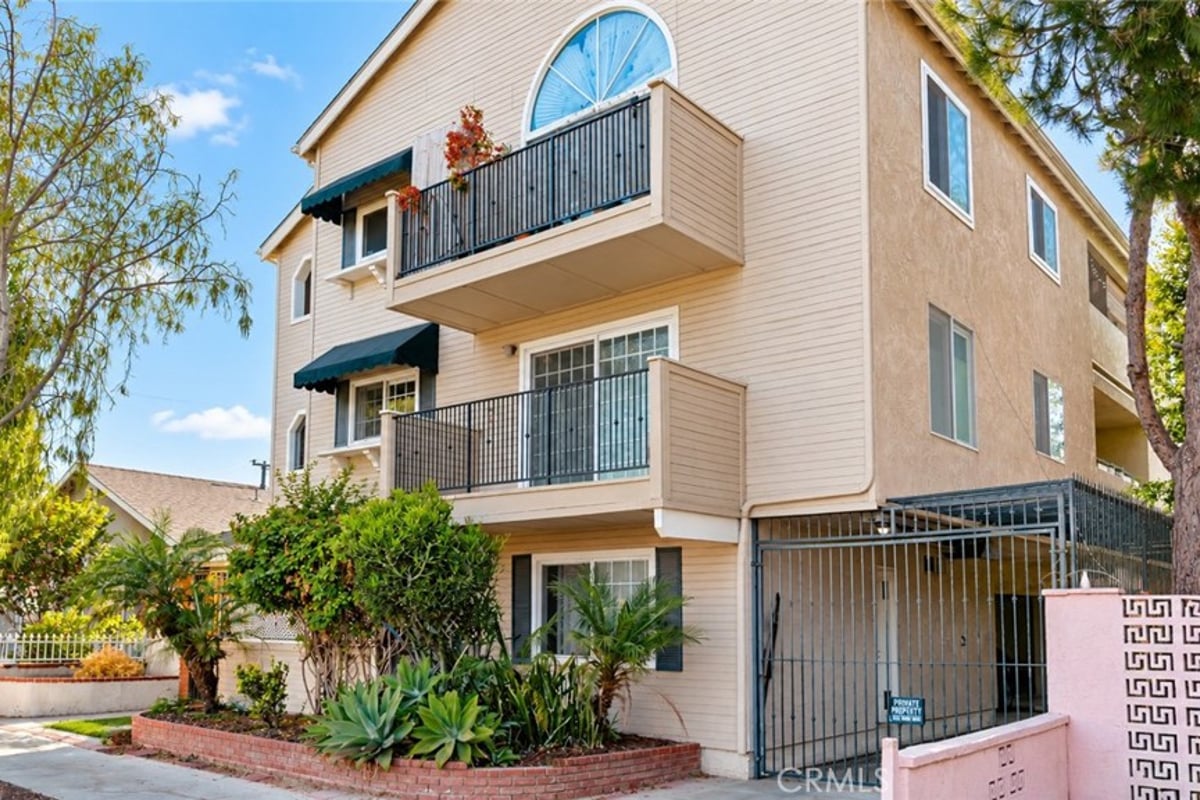 1123 Junipero 4, Long Beach, CA 90804 — photo 1 of 10