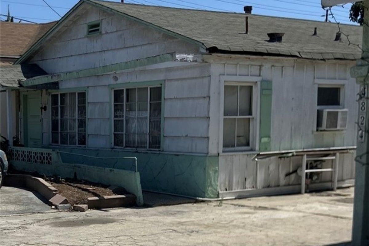 4822 W 115th, Hawthorne, CA 90250 — photo 1 of 2