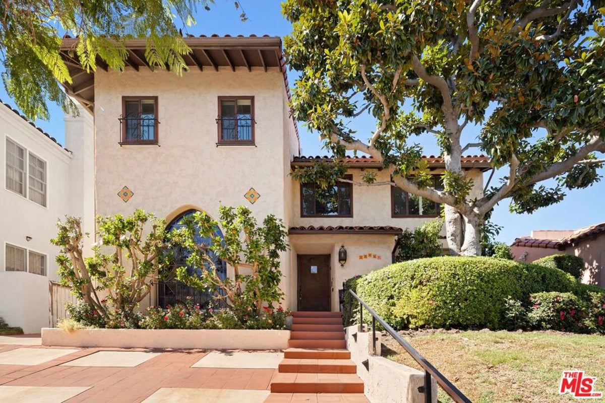 10461 Wilkins Avenue, Los Angeles, CA 90024 — photo 1 of 31