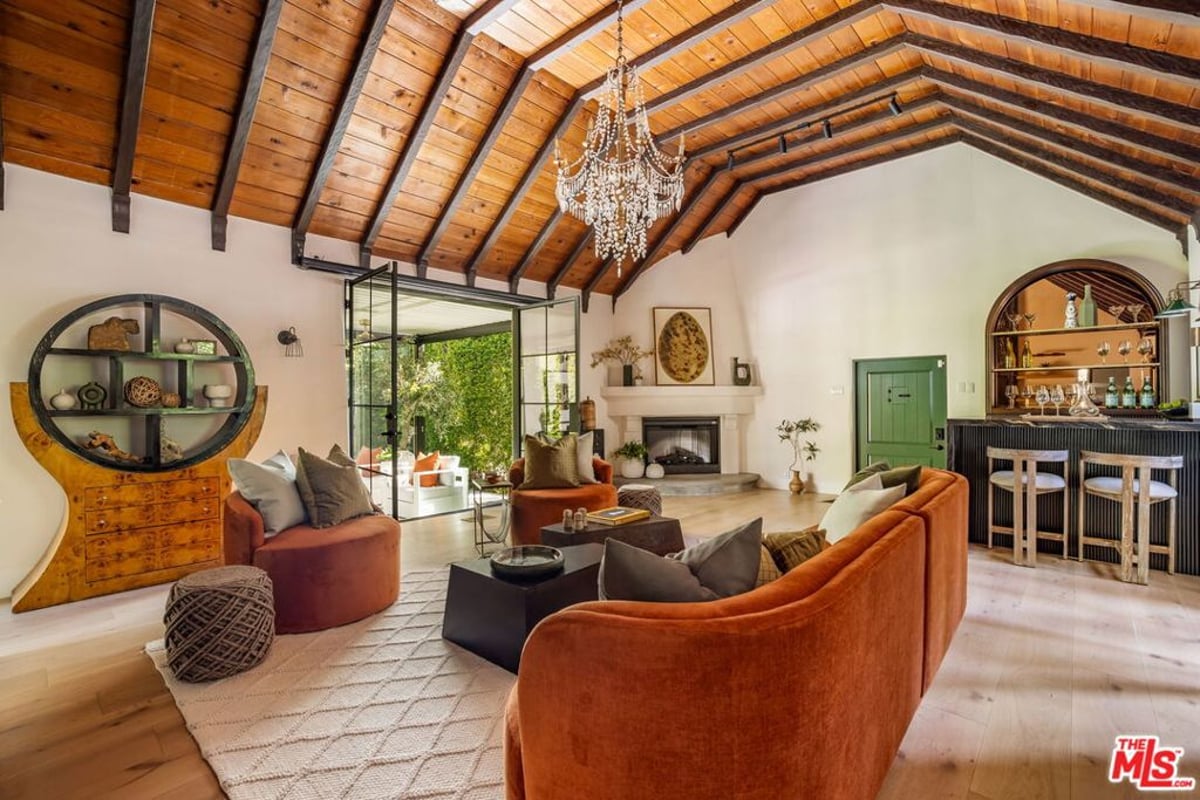 3225 Oakshire Drive, Los Angeles, CA 90068 — photo 1 of 71
