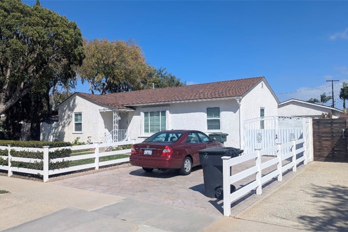 2151 Middlebrook, Torrance, CA 90501 — photo 1 of 25