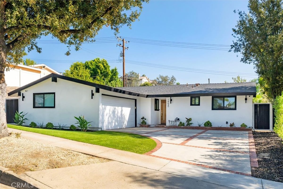 18640 Kimbrough Street, Canyon Country, CA 91351 — photo 1 of 33