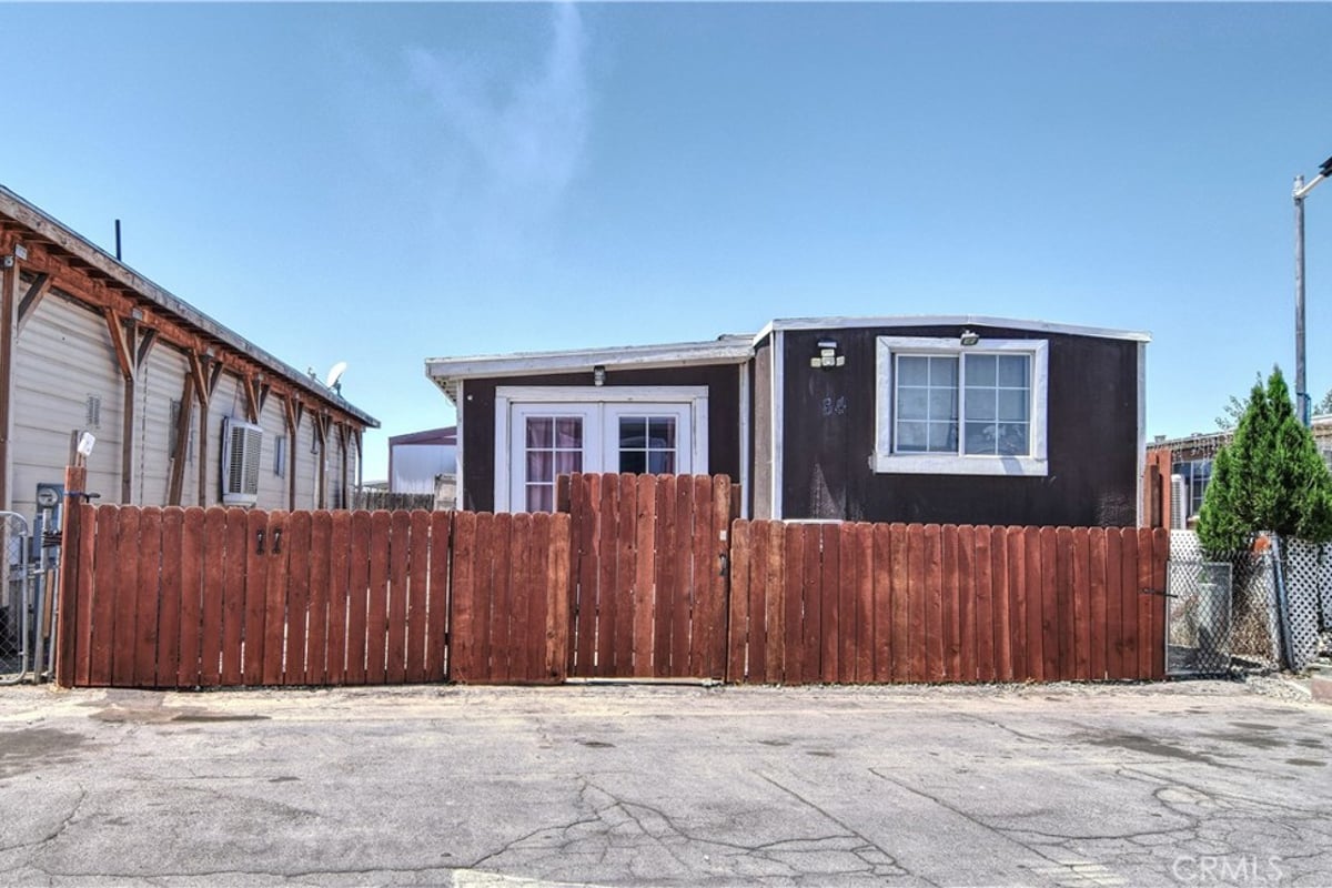 2059 E Avenue I 84, Lancaster, CA 93535 — photo 1 of 22