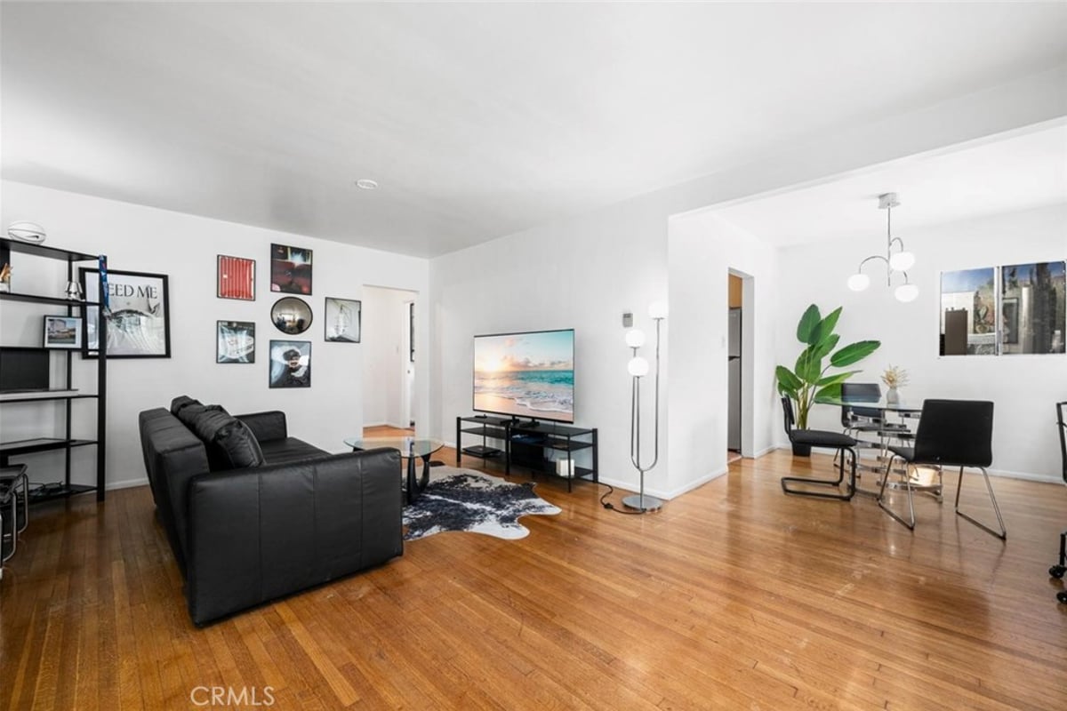 438 Cedar 7, Long Beach, CA 90802 — photo 1 of 17