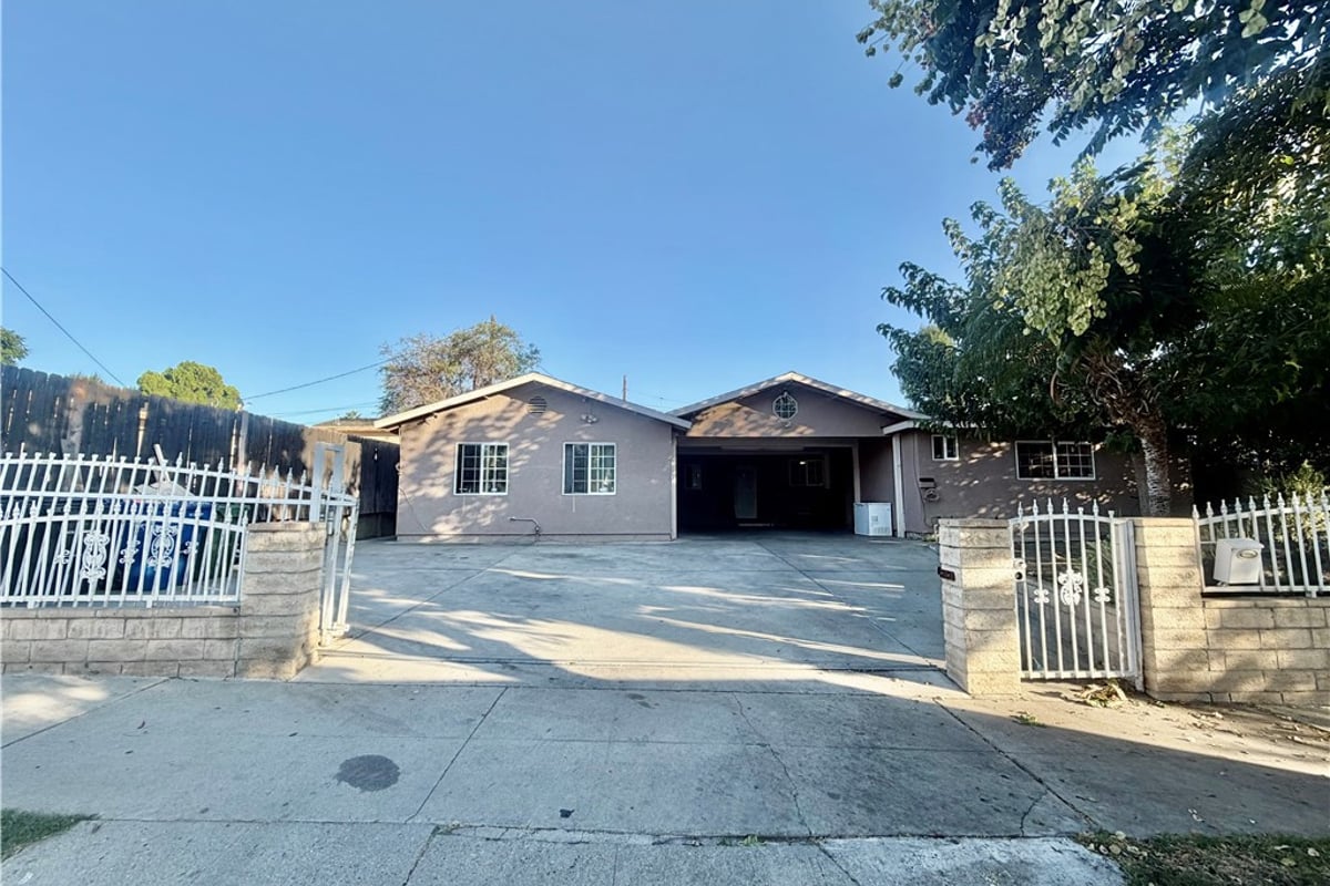 12278 Pierce, Pacoima, CA 91331 — photo 1 of 9