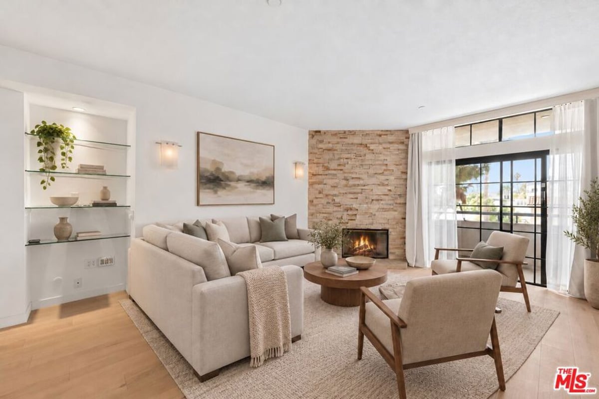 200 N Swall Drive 462, Beverly Hills, CA 90211 — photo 1 of 36
