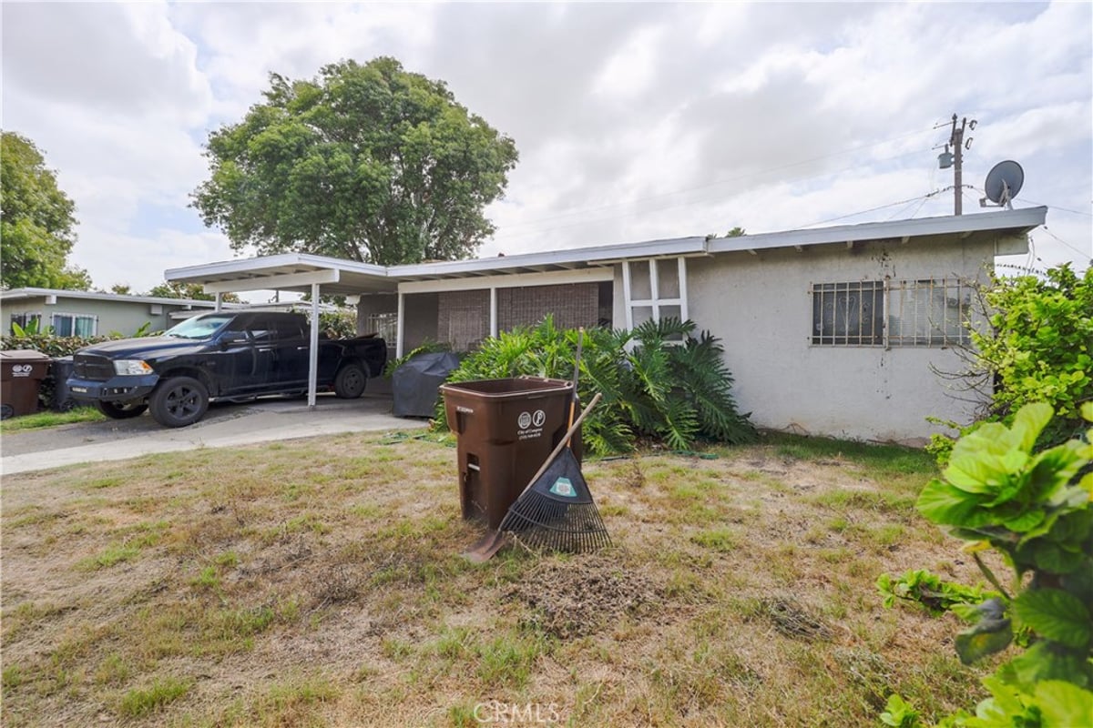 1720 W Caldwell, Compton, CA 90220 — photo 1 of 9