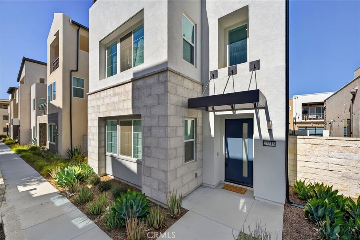 27216 Coyote Bush Court, Valencia, CA 91381 — photo 1 of 37