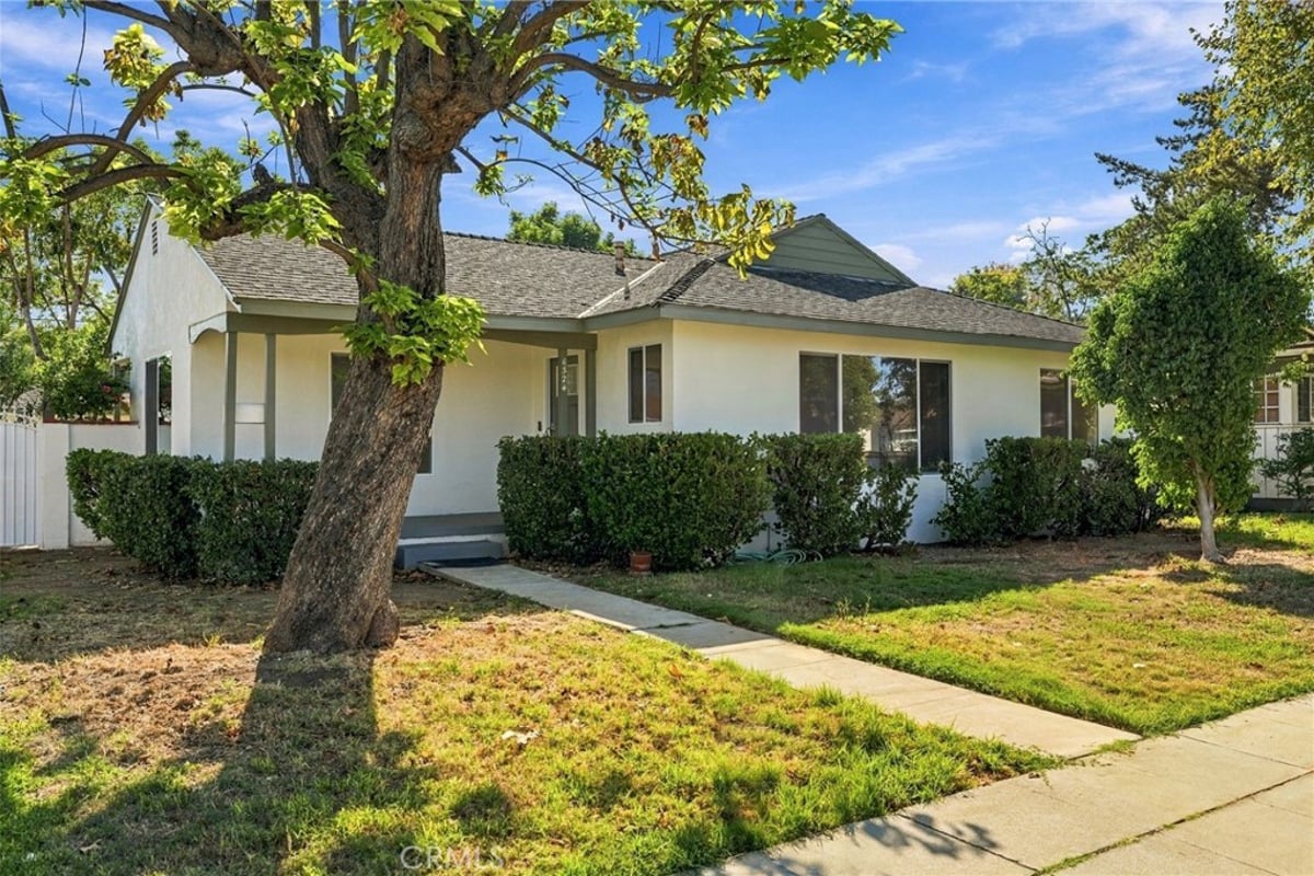 6324 Tampa Avenue, Tarzana, CA 91335 — photo 1 of 32