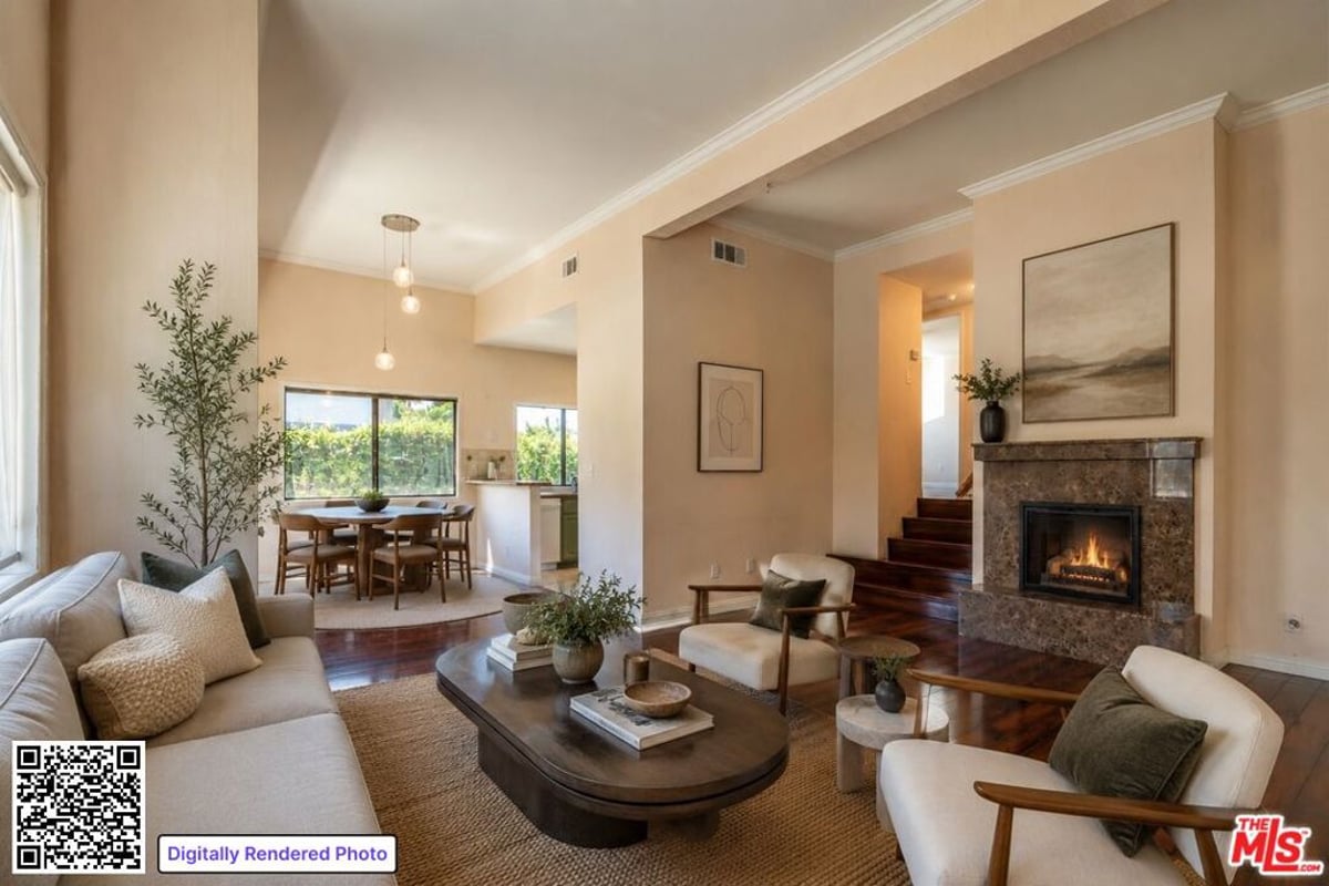 18445 Hatteras Street 504, Los Angeles, CA 91356 — photo 1 of 20