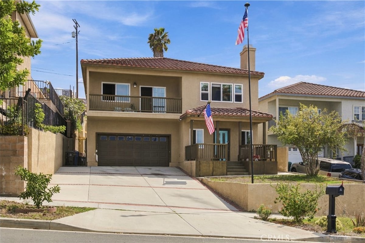 3040 Linden, Long Beach, CA 90807 — photo 1 of 51