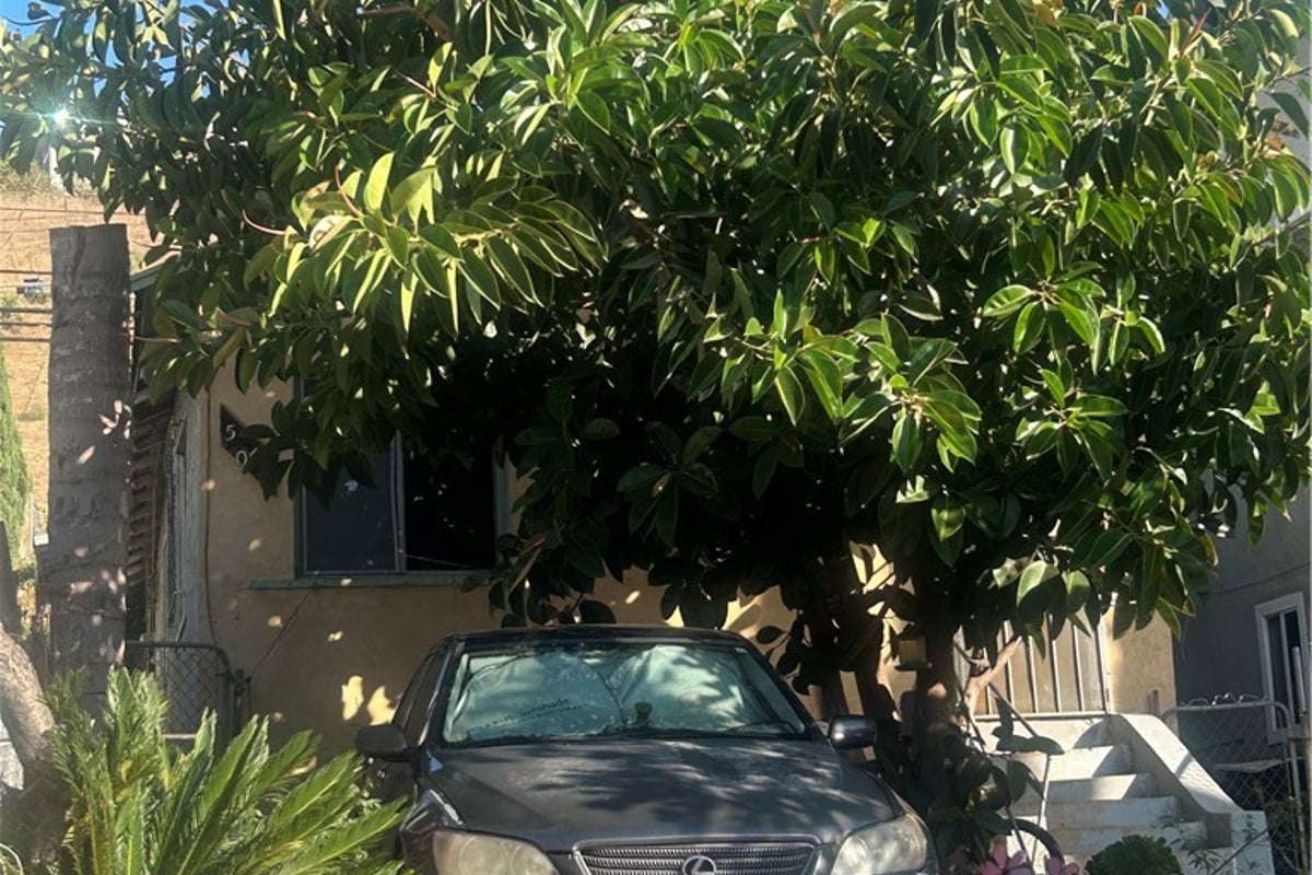 5065 Alhambra, Los Angeles, CA 90032 — photo 1 of 3