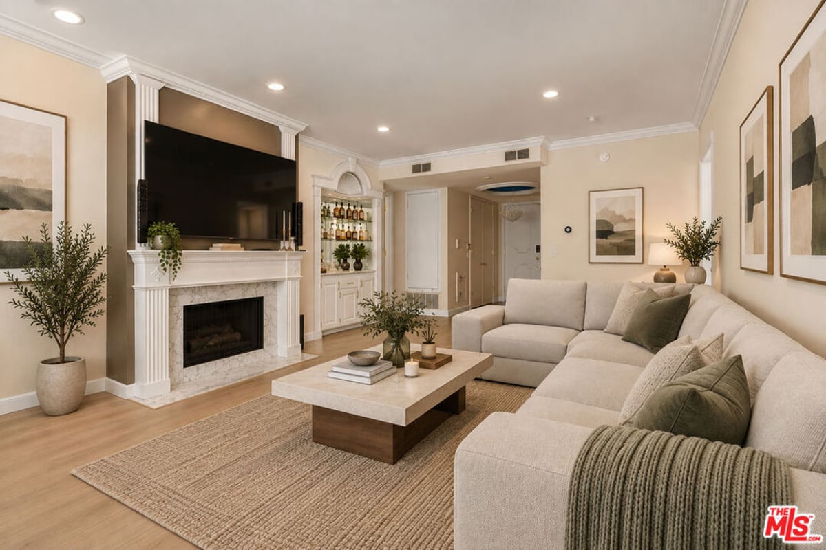 14923 Moorpark Street 101, Sherman Oaks, CA 91403 — photo 1 of 23