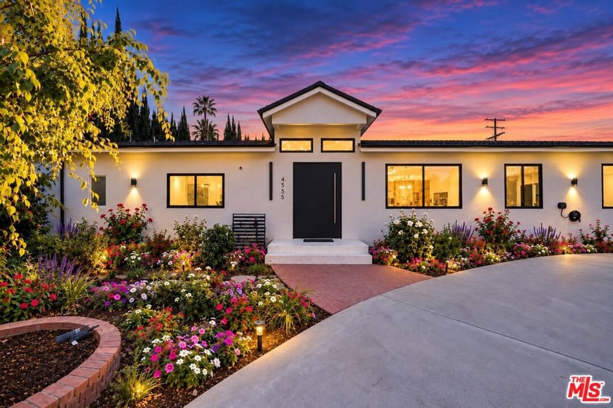4555 Forman Avenue, Toluca Lake, CA 91602 — photo 1 of 59