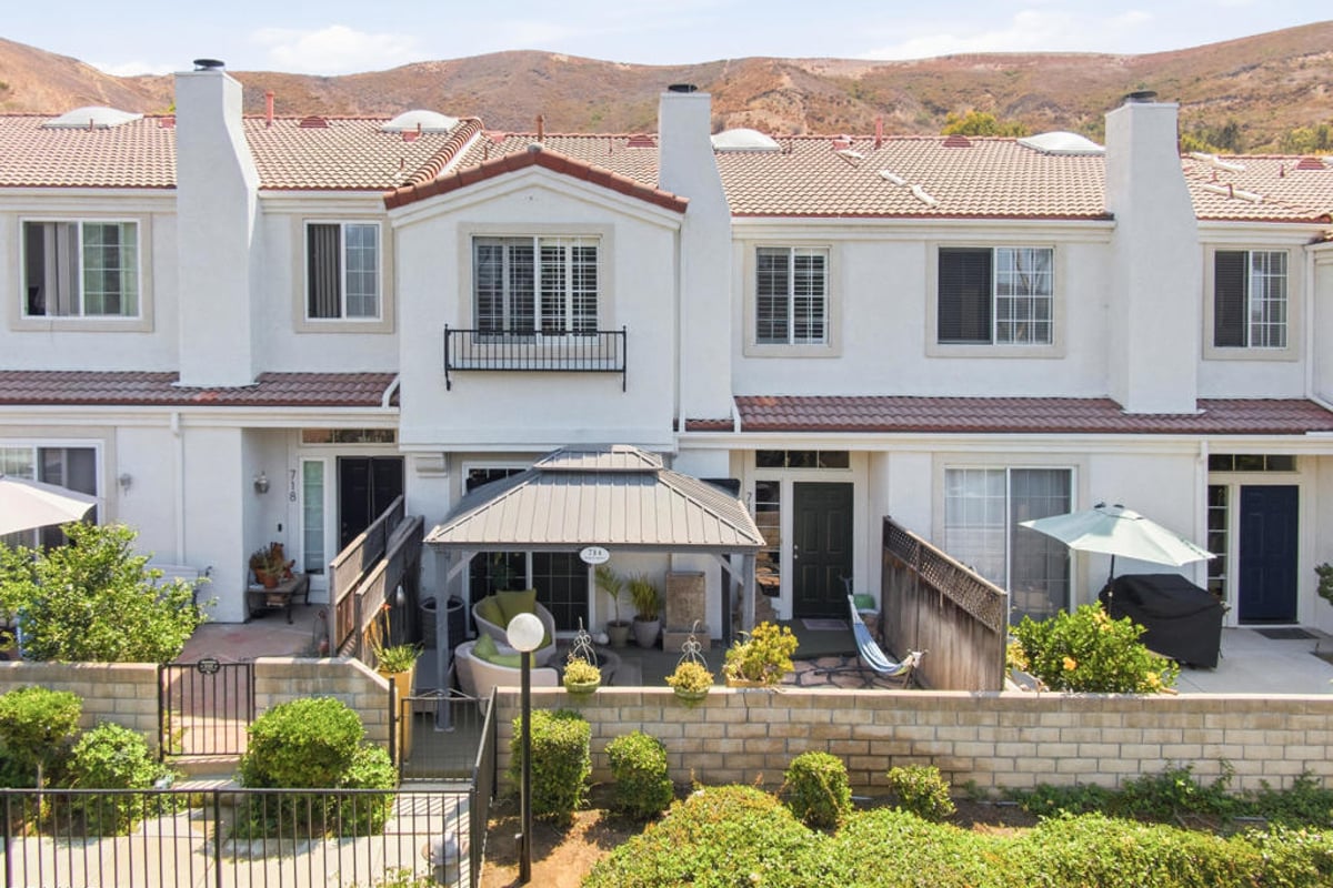 714 Seneca Street, Ventura, CA 93001 — photo 1 of 25