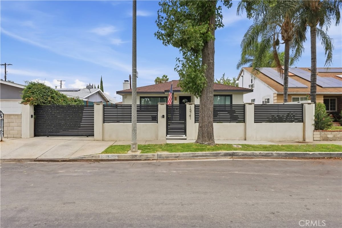 15741 Haynes Street, Van Nuys, CA 91406 — photo 1 of 46