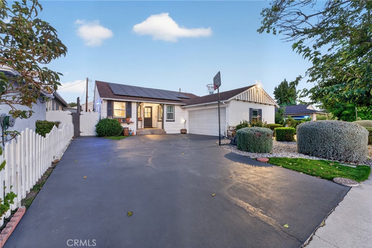 7350 Donna, Reseda, CA 91335 — photo 1 of 31