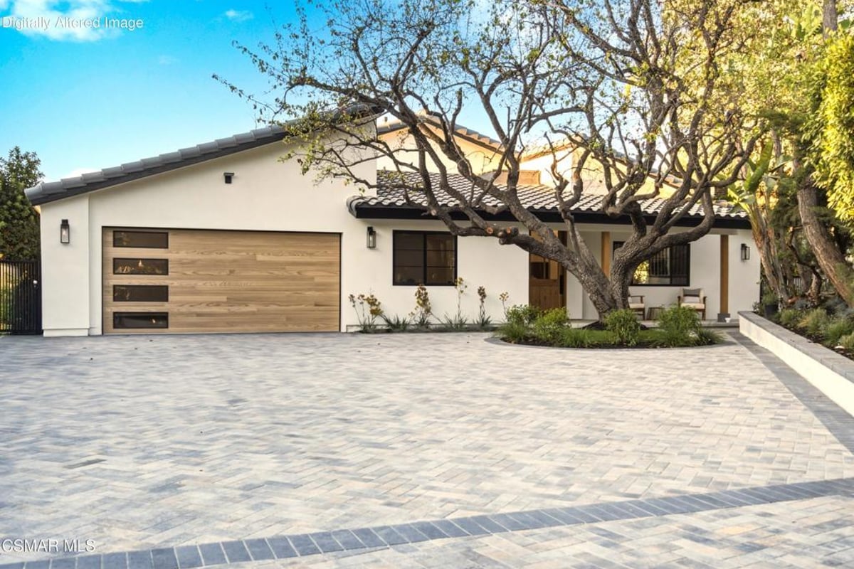 252 Quails Trail, Thousand Oaks, CA 91361 — photo 1 of 53