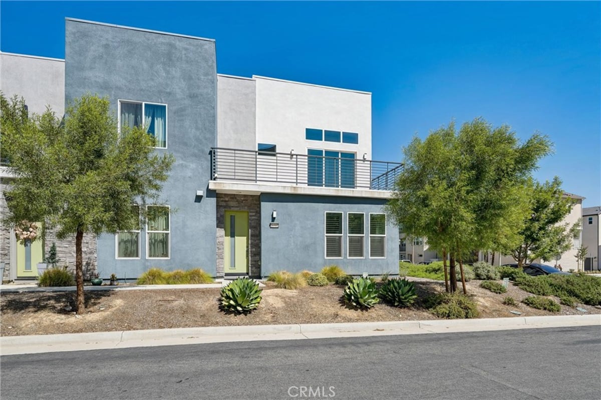 26902 Sycamore Way, Valencia, CA 91381 — photo 1 of 23