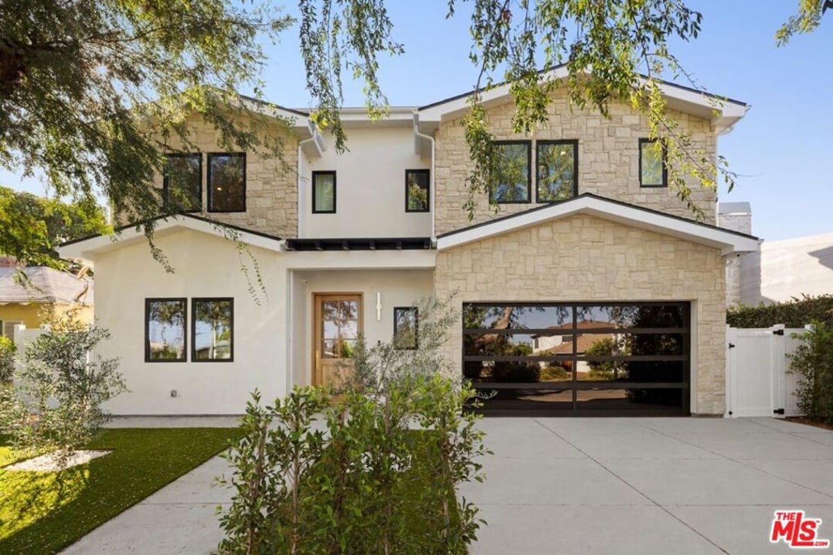 2929 Cardiff Avenue, Los Angeles, CA 90034 — photo 1 of 20
