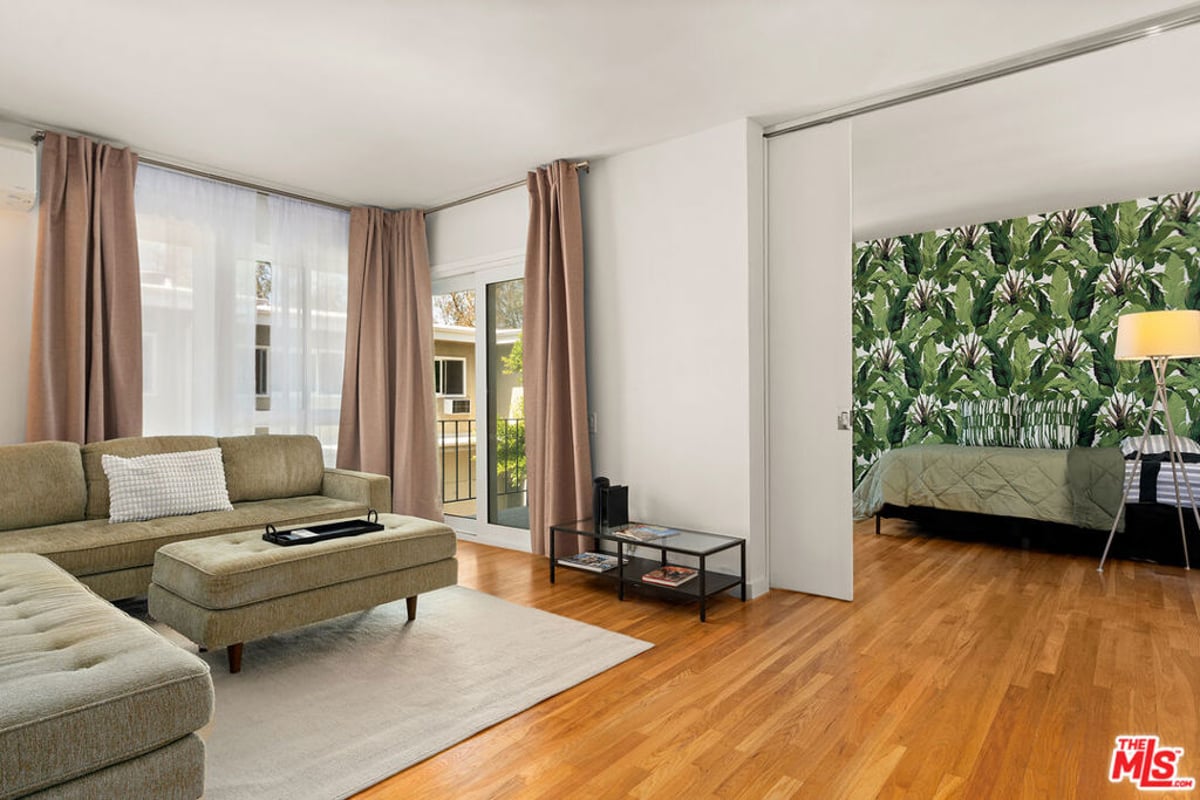 4353 Colfax Avenue 24, Studio City, CA 91604 — photo 1 of 16