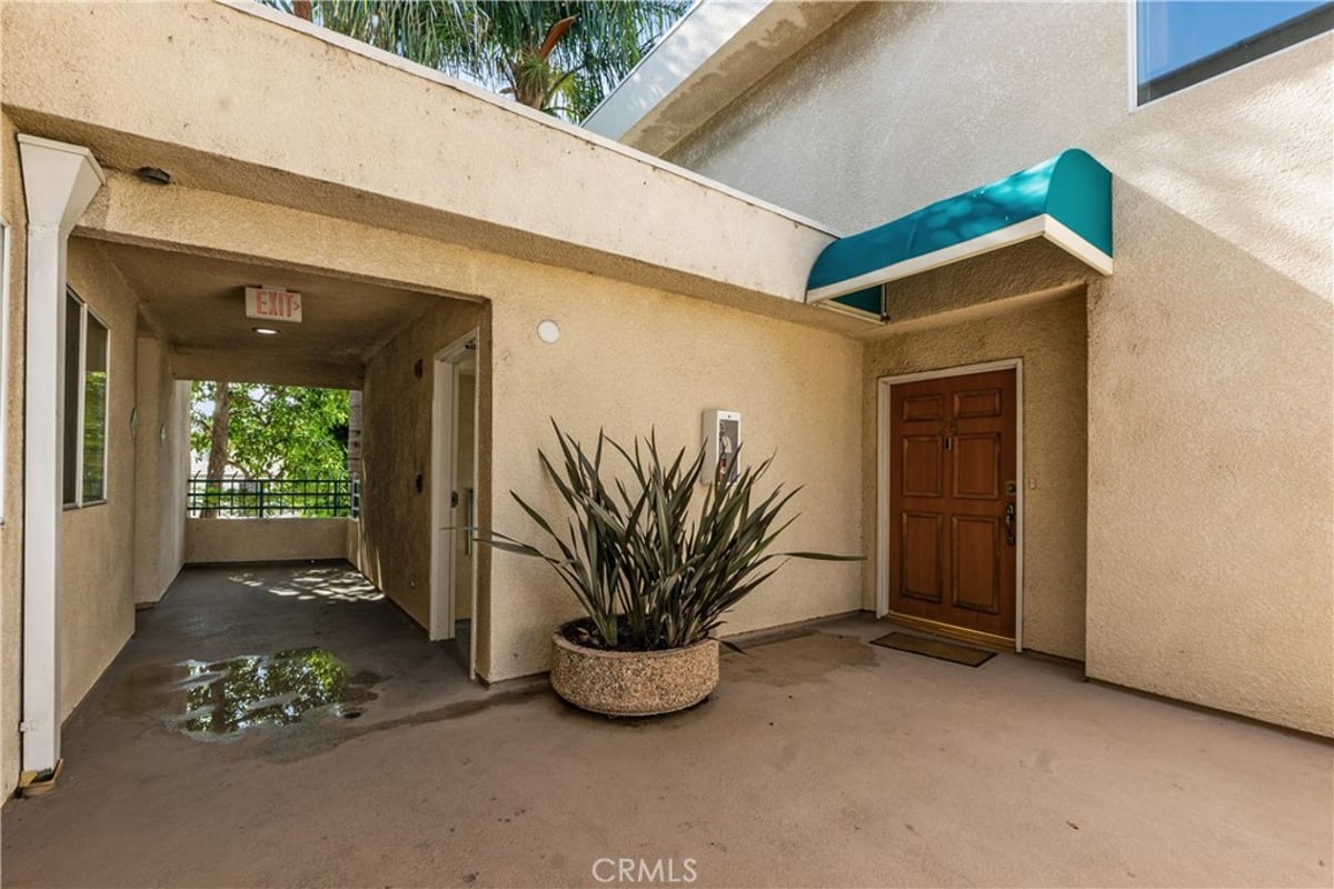 2222 S Mesa 28, San Pedro, CA 90731 — photo 1 of 23