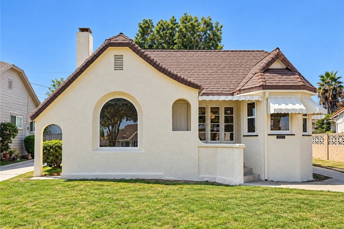 1833 S Chapel, Alhambra, CA 91801 — photo 1 of 23