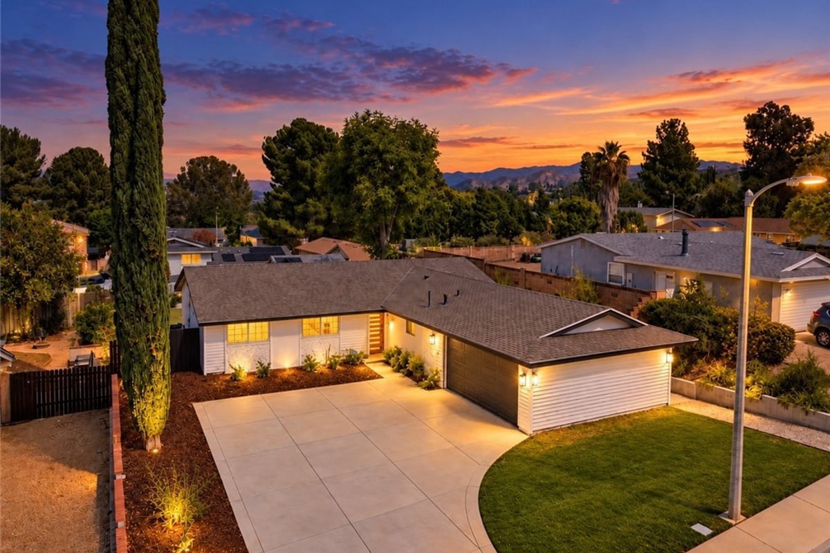 26410 Gimlet, Newhall, CA 91321 — photo 1 of 34